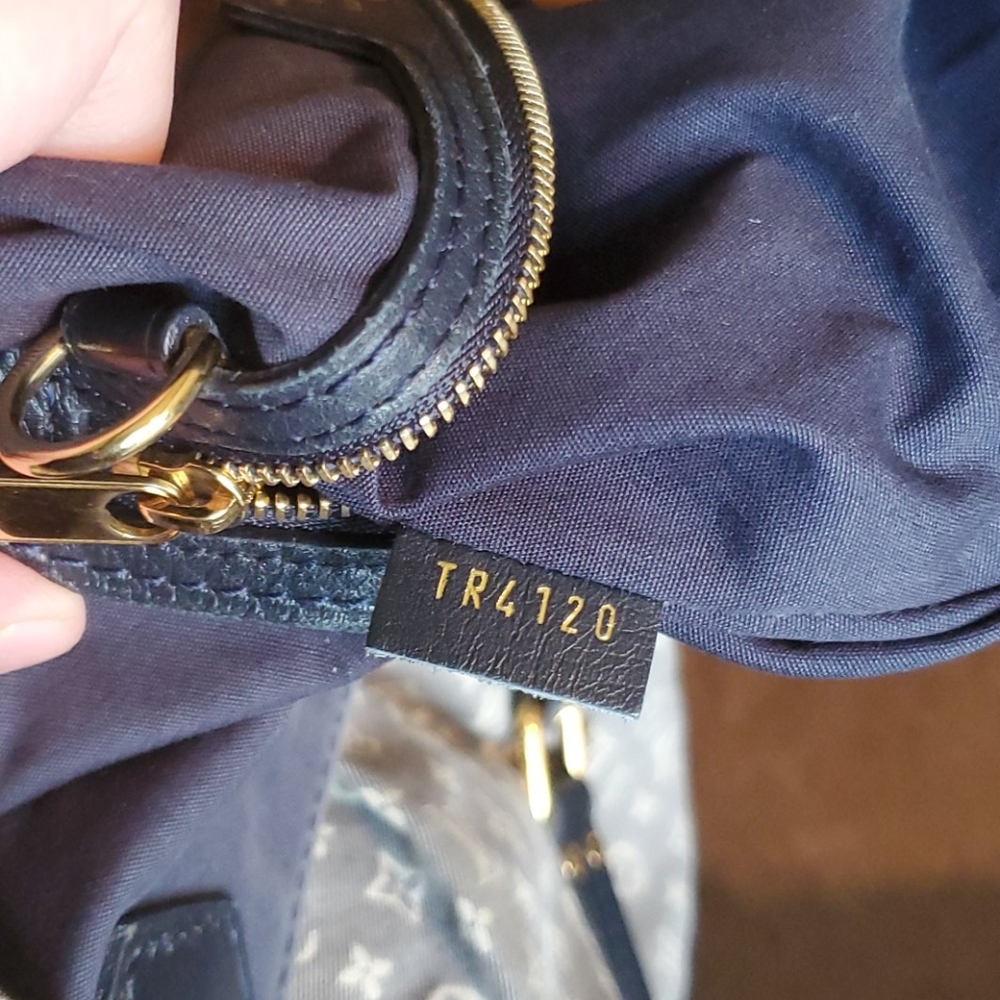 Louis Vuitton Rhapsodie MM - Picture 7 of 8
